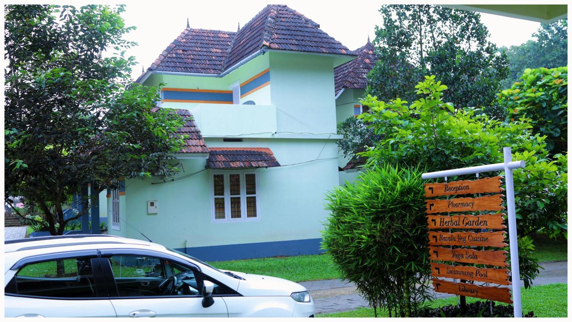 Aparthotel Vajra Ayurveda And Yoga Retreat Kochi Exterior foto